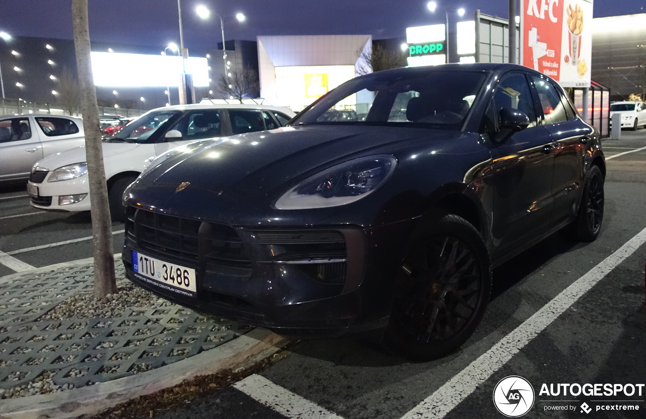 Porsche 95B Macan GTS MkII