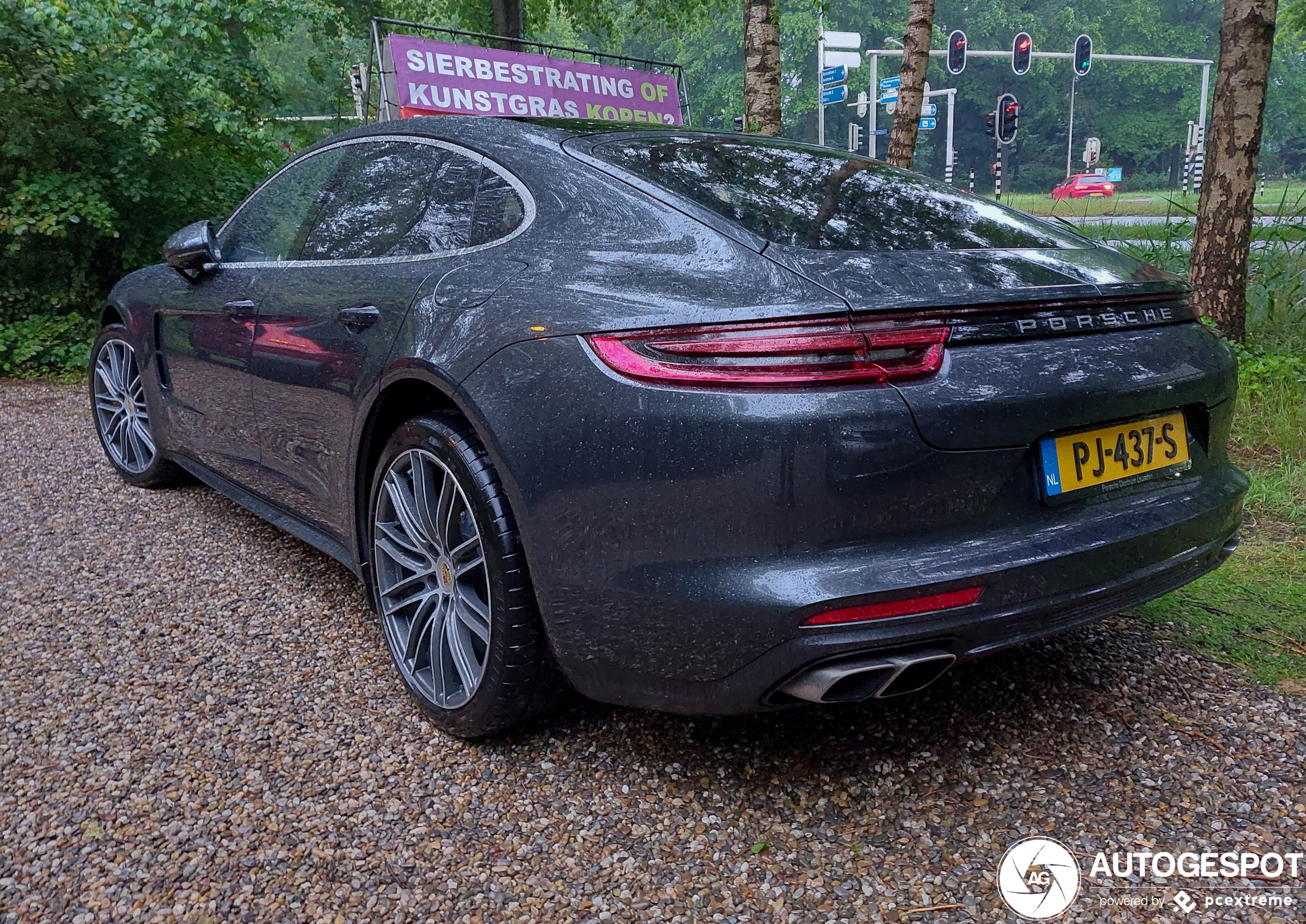 Porsche 971 Panamera Turbo S E-Hybrid