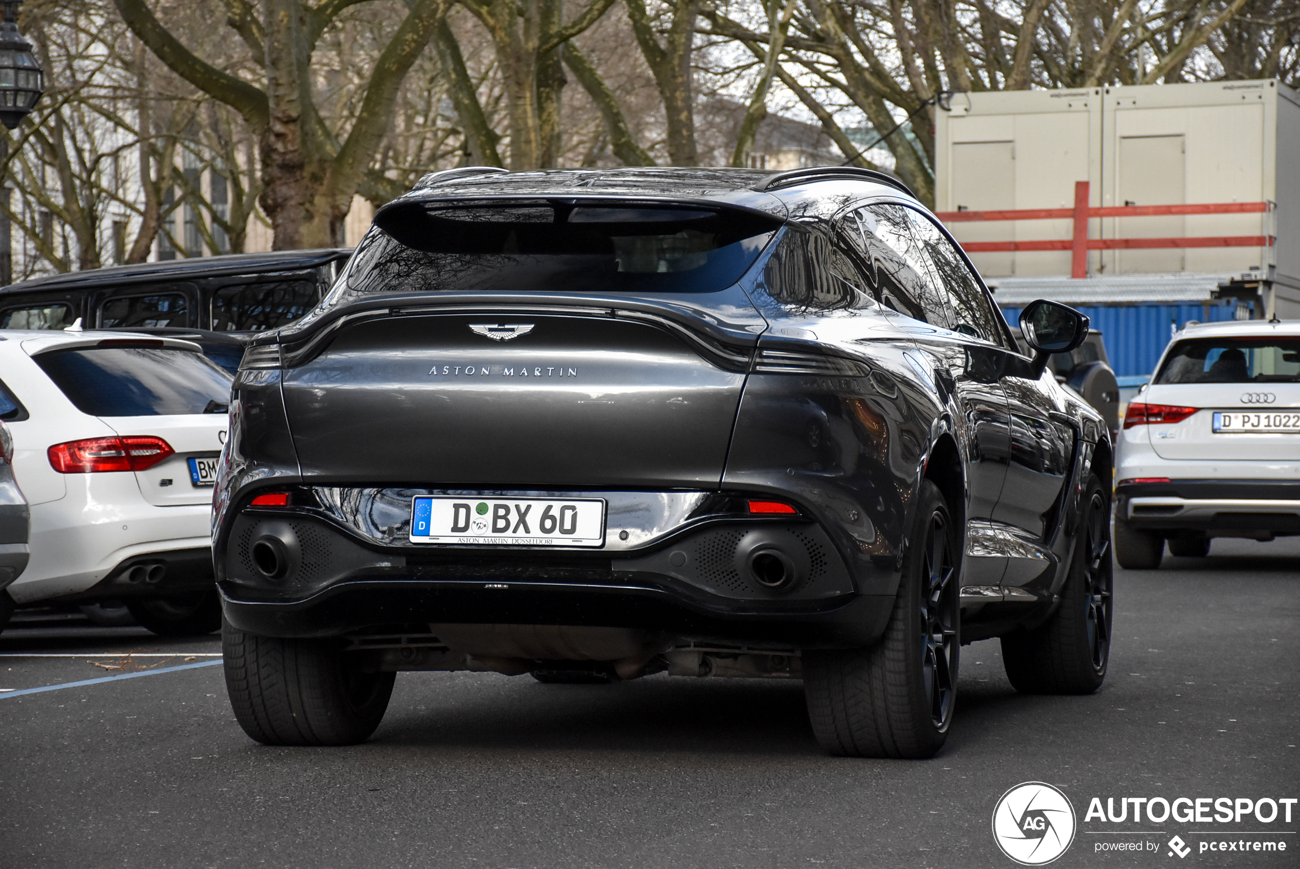 Aston Martin DBX