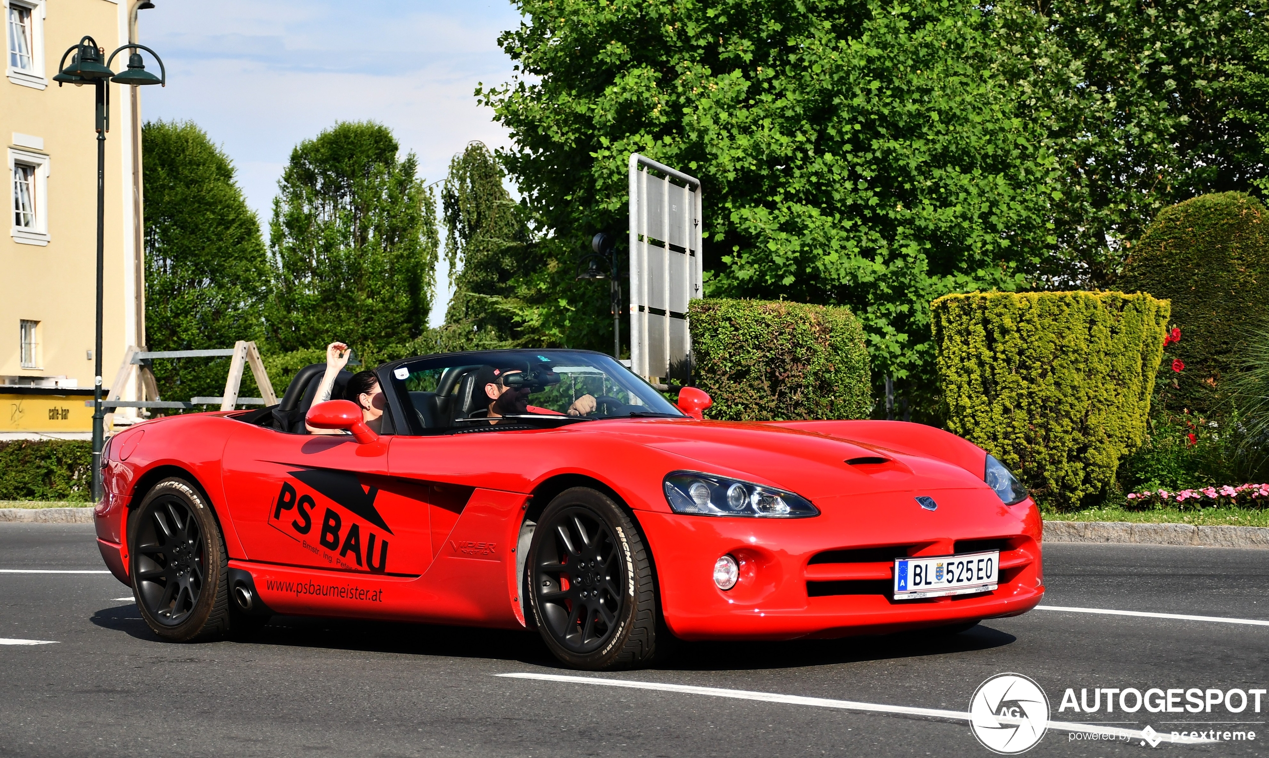 Dodge Viper SRT-10 Roadster 2003