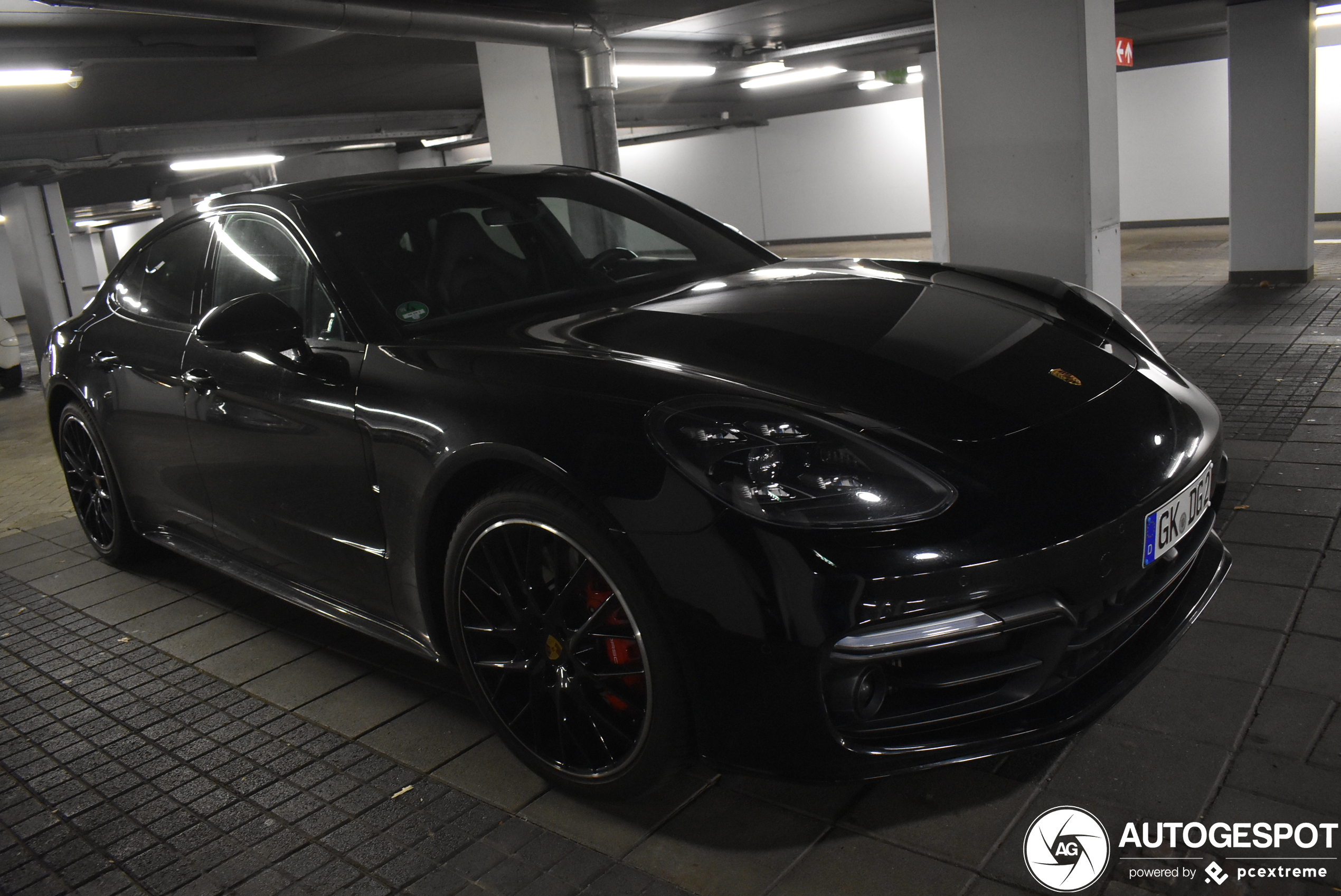 Porsche 971 Panamera GTS MkI