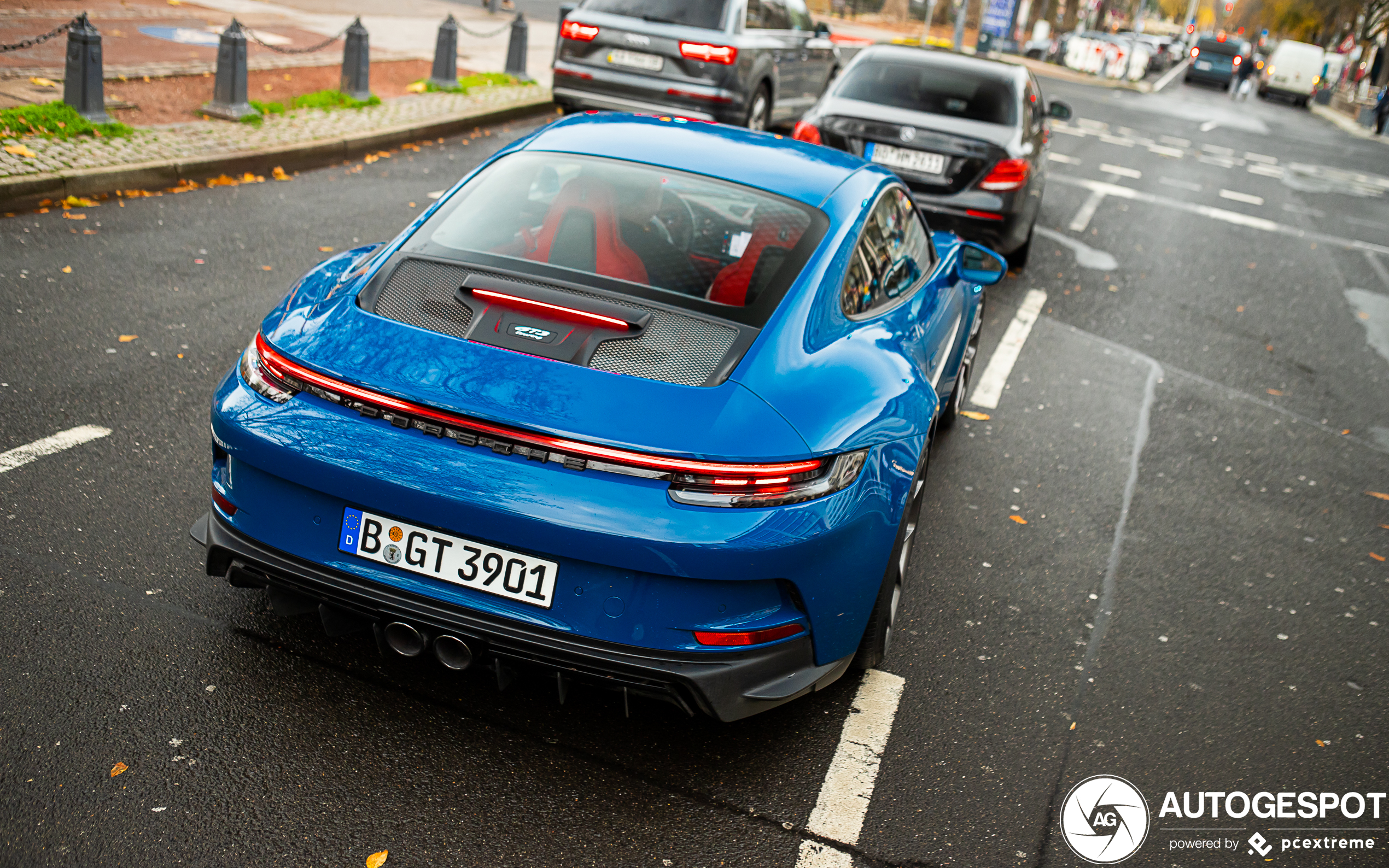 Porsche 992 GT3 Touring