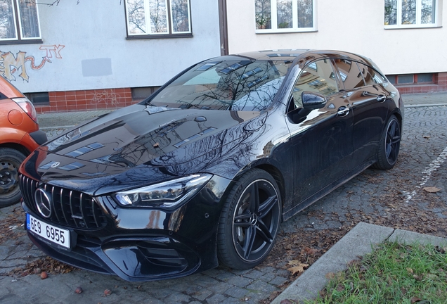 Mercedes-AMG CLA 45 Shooting Brake X118