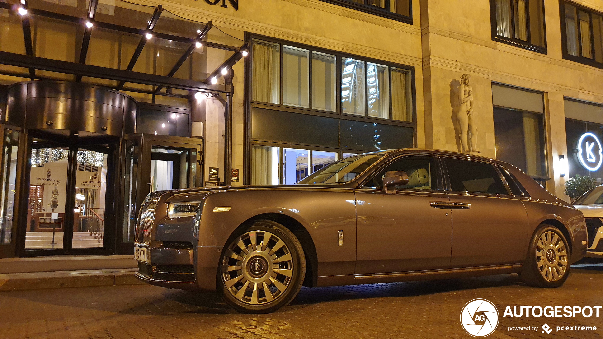 Rolls-Royce Phantom VIII EWB