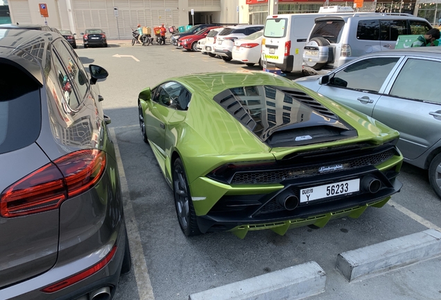 Lamborghini Huracán LP640-4 EVO