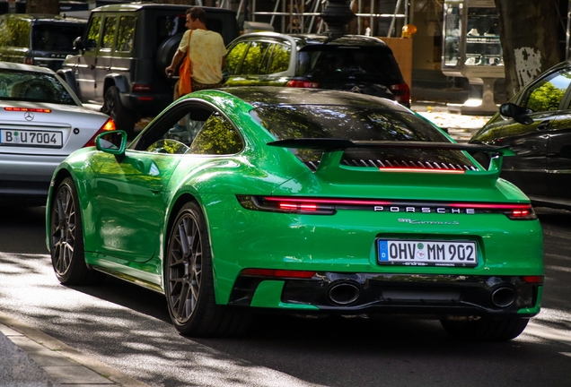 Porsche 992 Carrera 4S