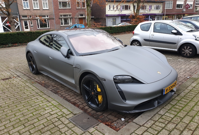 Porsche Taycan Turbo S