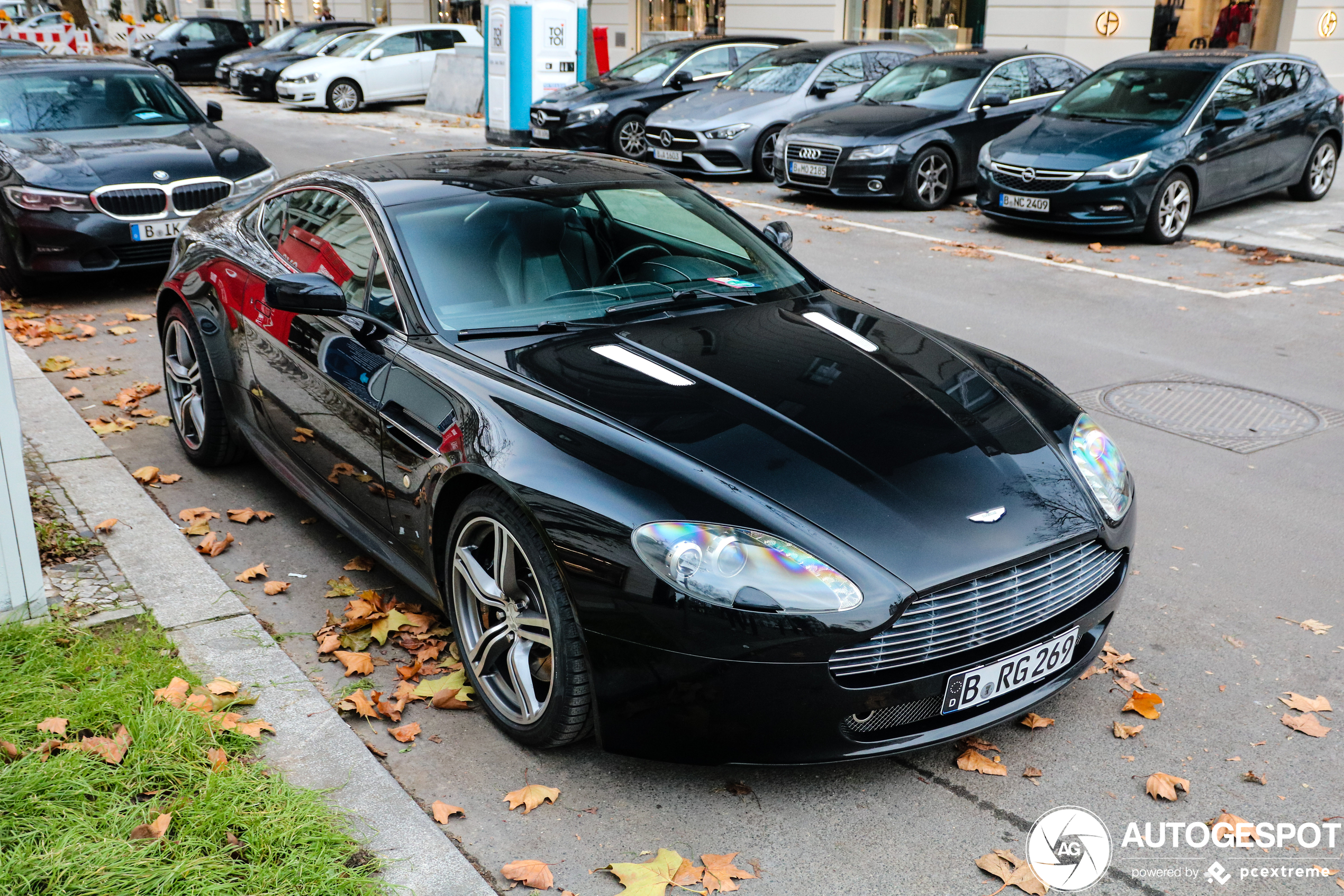 Aston Martin V8 Vantage N400