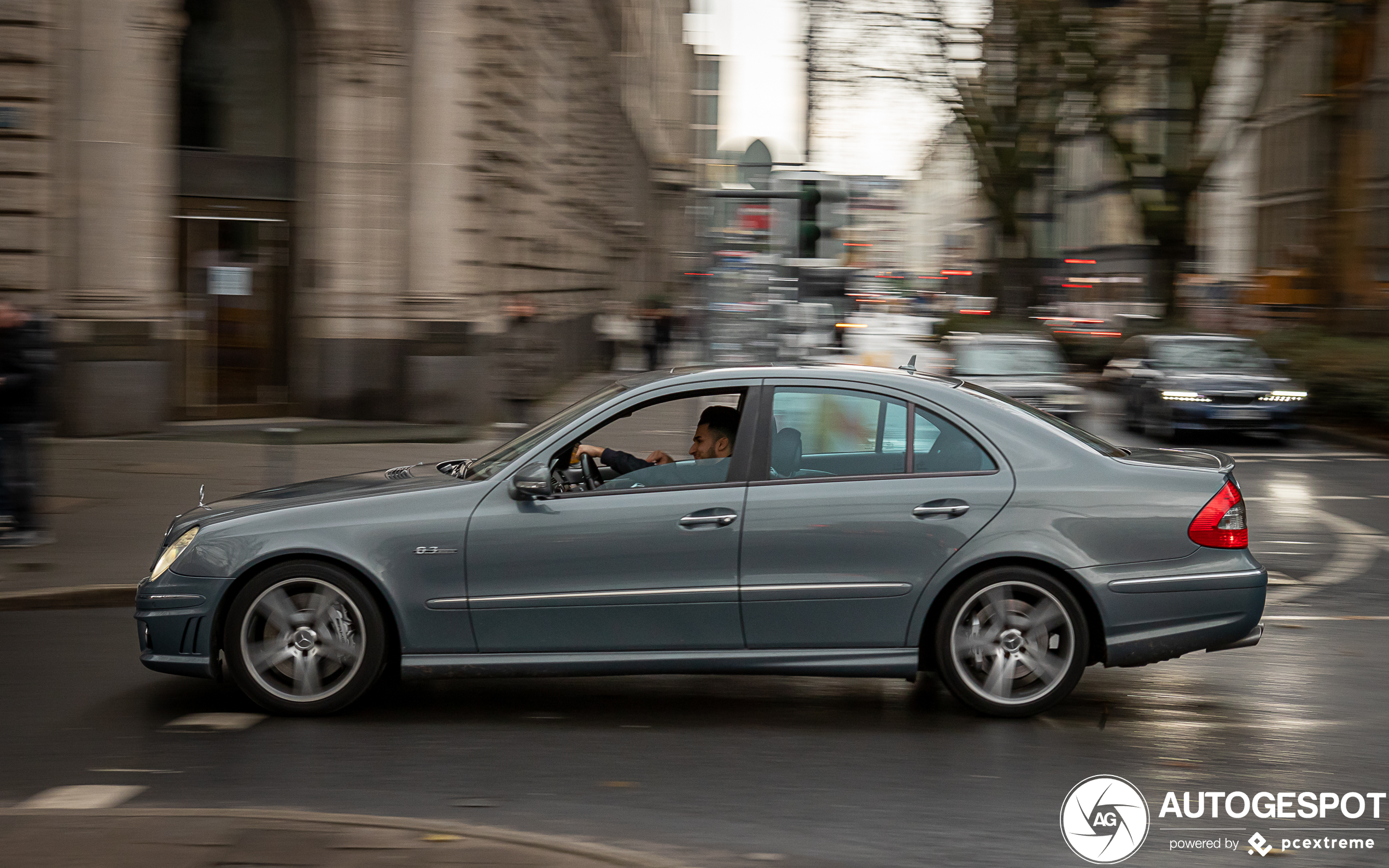 Mercedes-Benz E 63 AMG