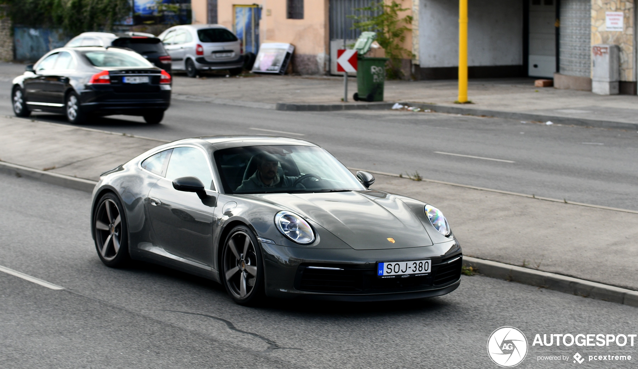 Porsche 992 Carrera 4S