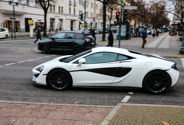 McLaren 570S