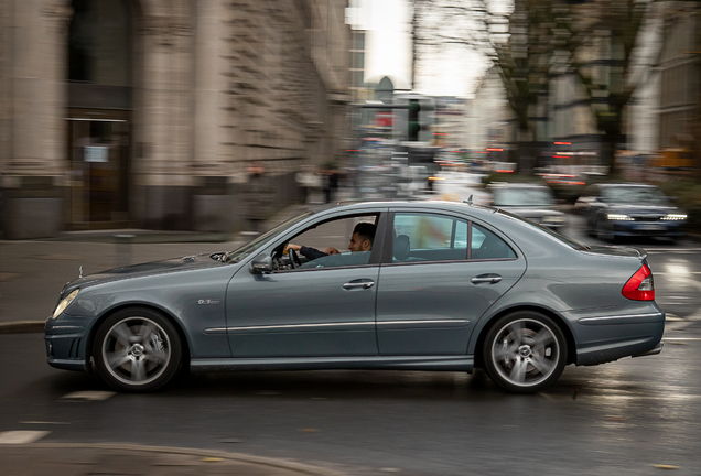 Mercedes-Benz E 63 AMG