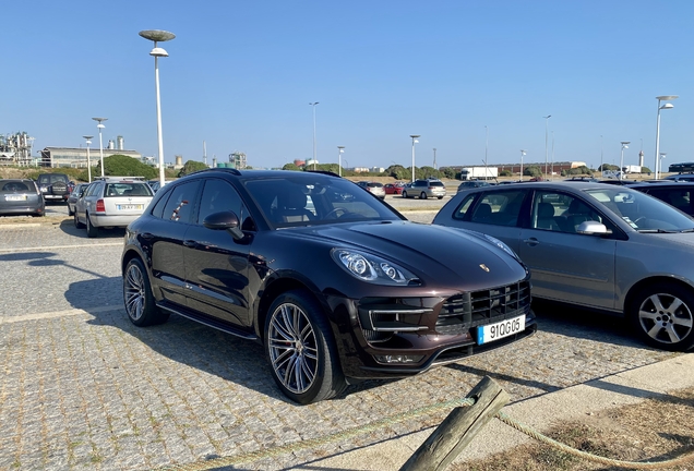 Porsche 95B Macan Turbo