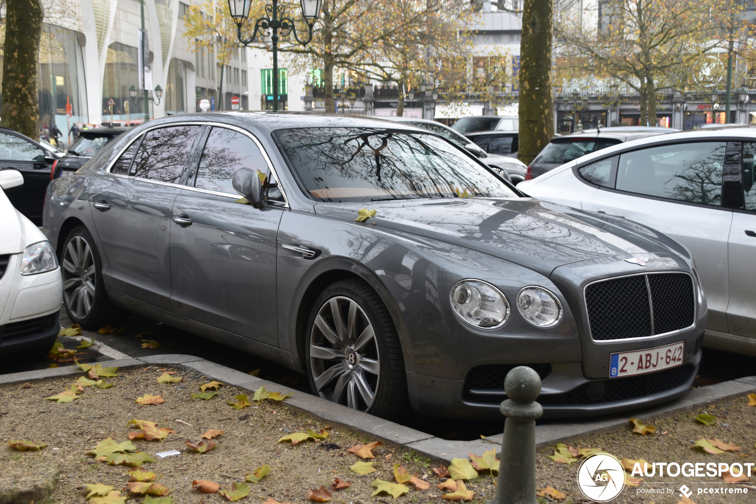 Bentley Flying Spur V8 S