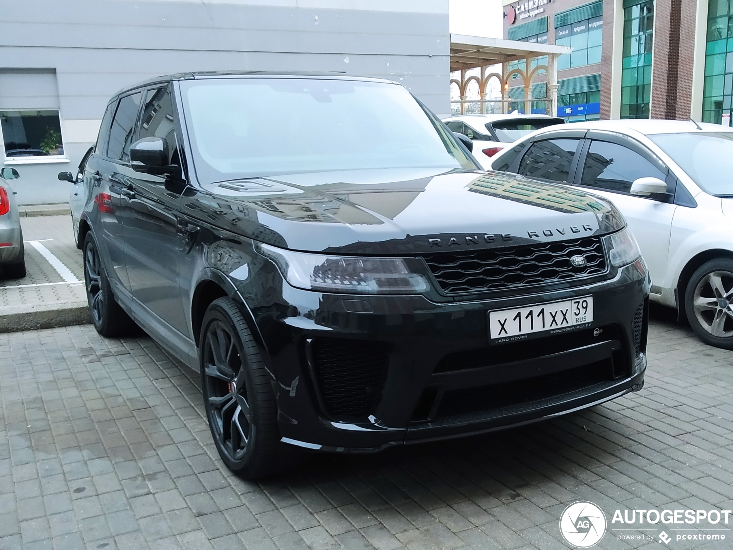 Land Rover Range Rover Sport SVR 2018