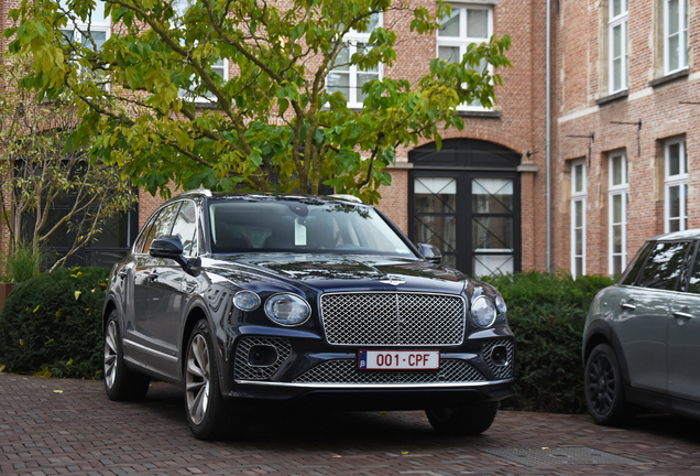 Bentley Bentayga Hybrid 2021