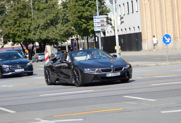 BMW i8 Roadster