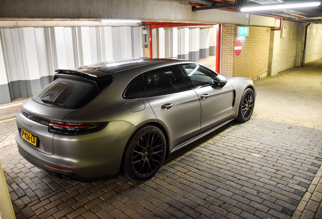 Porsche 971 Panamera GTS Sport Turismo