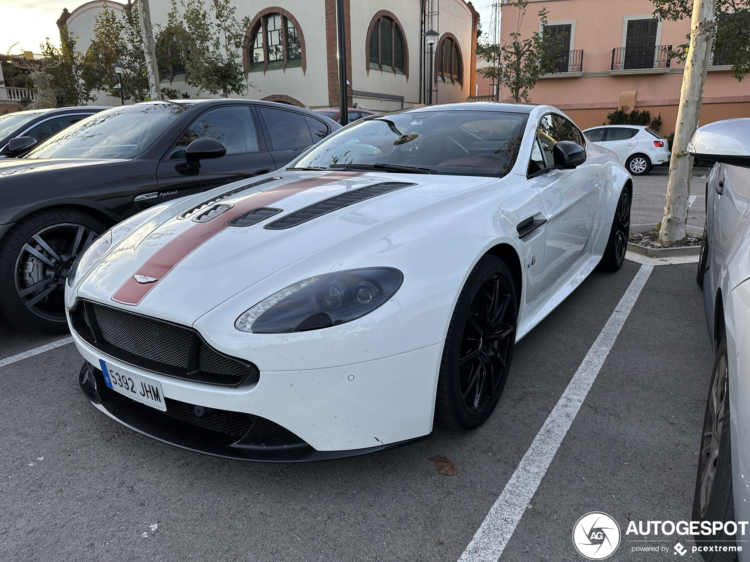 Aston Martin V12 Vantage S