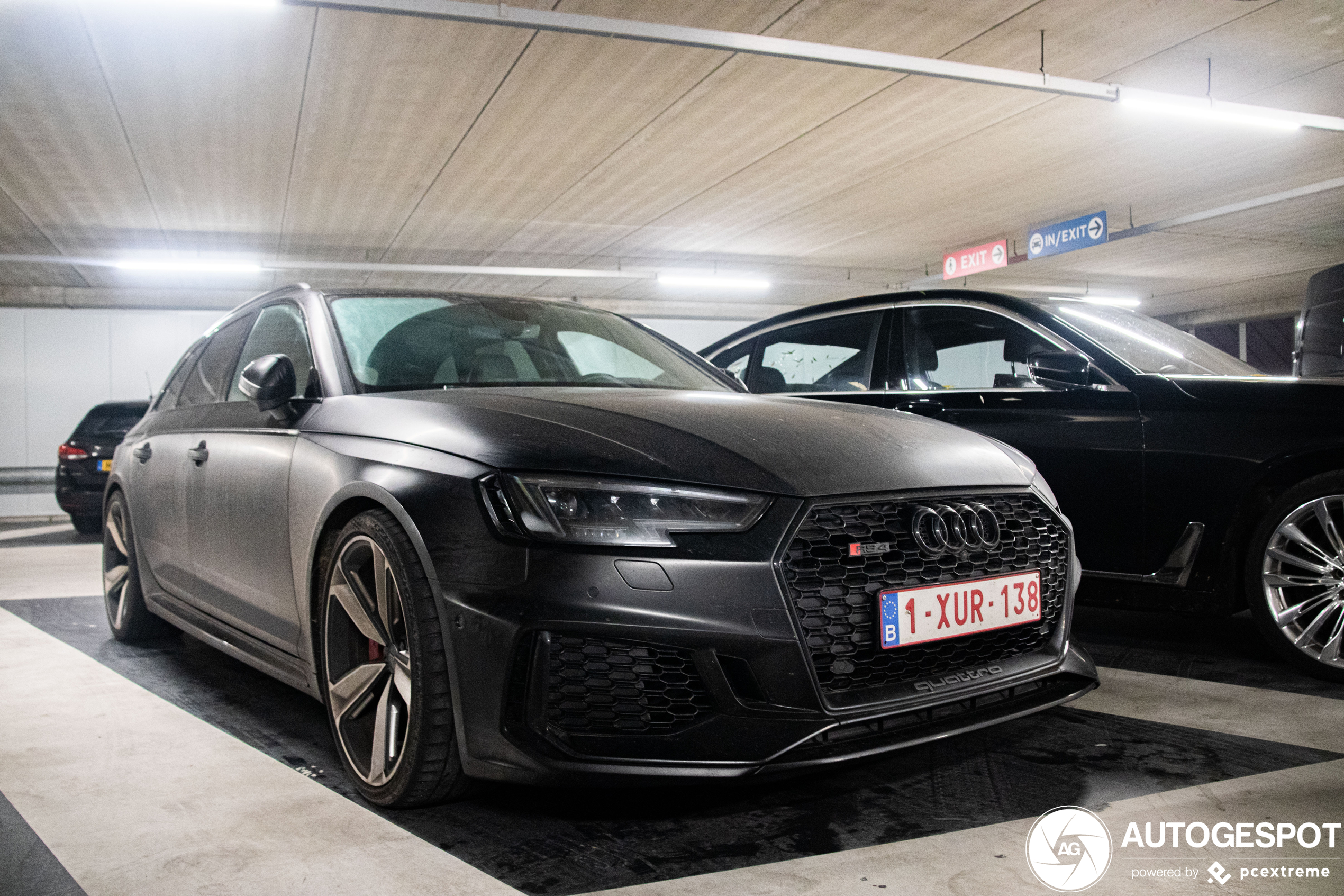 Audi RS4 Avant B9