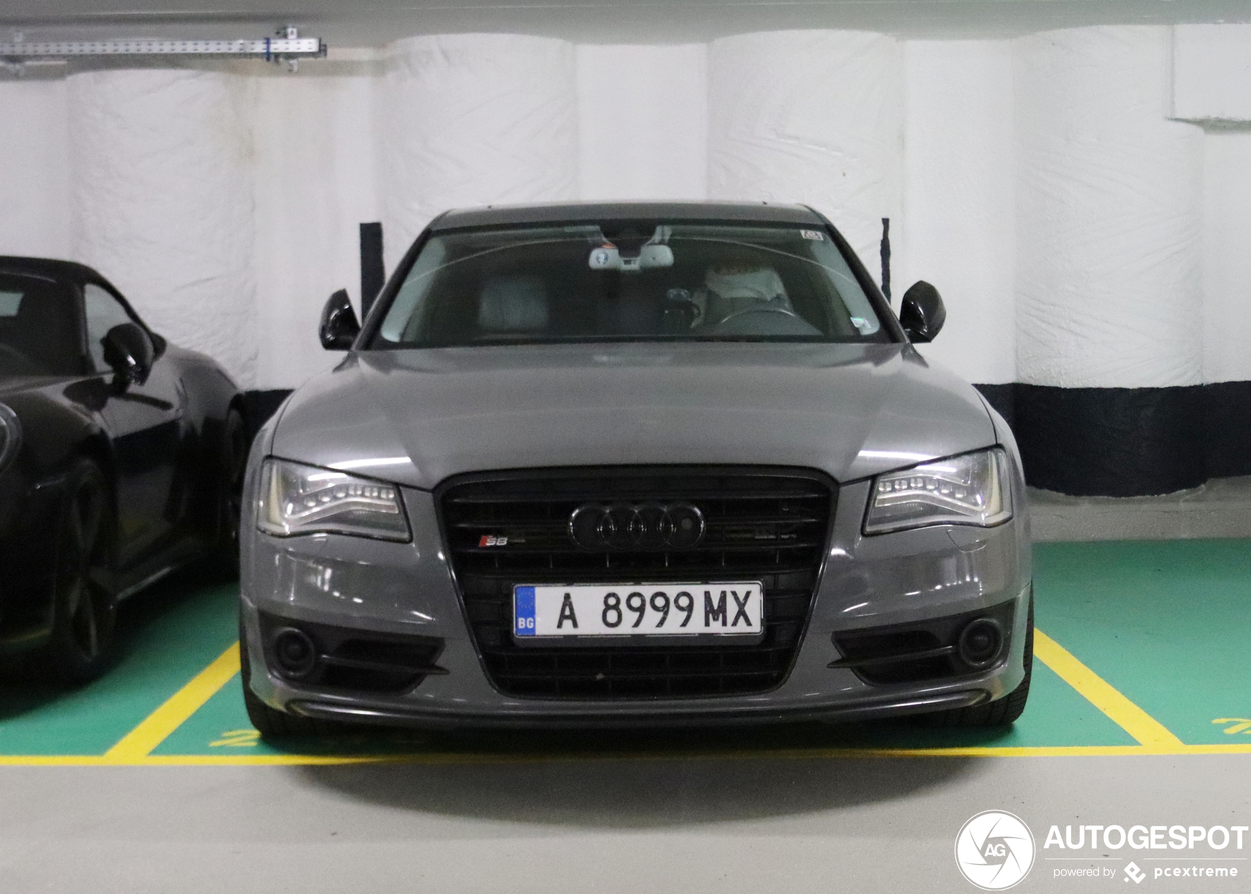 Audi S8 D4