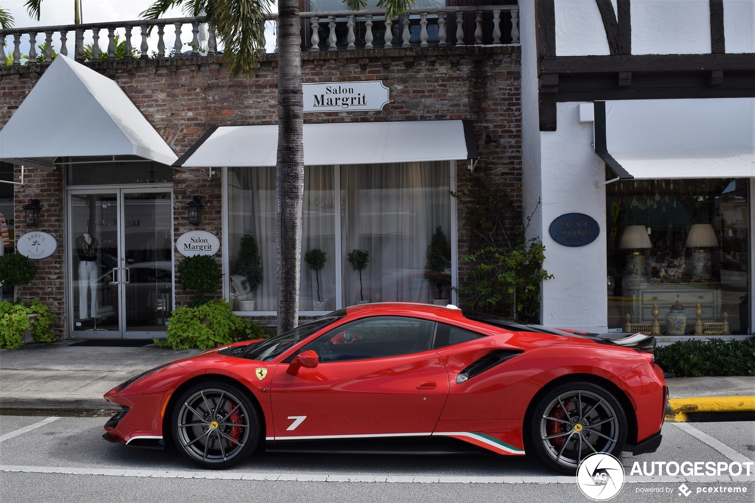 Ferrari 488 Pista Piloti