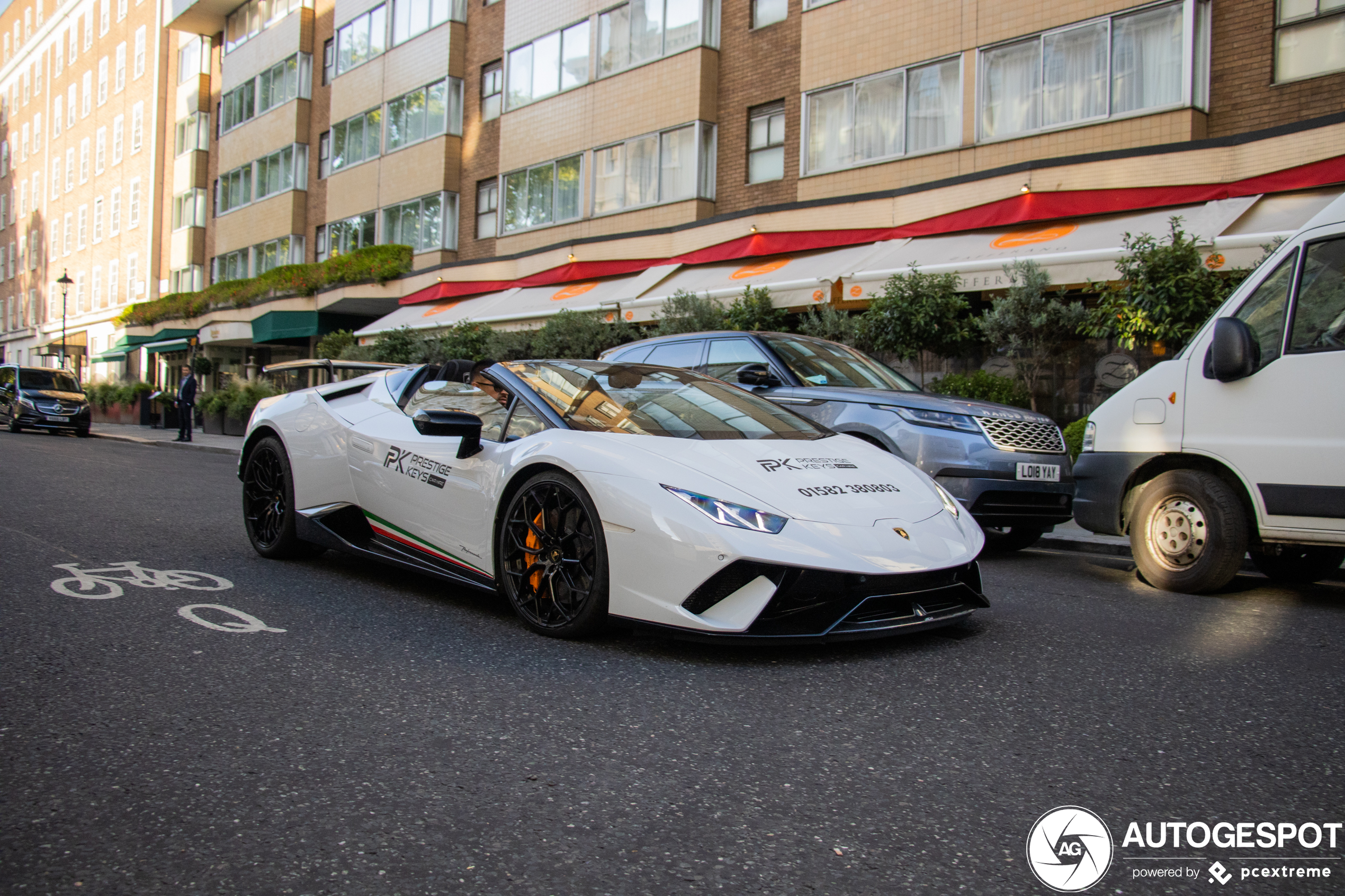 Lamborghini Huracán LP640-4 Performante Spyder