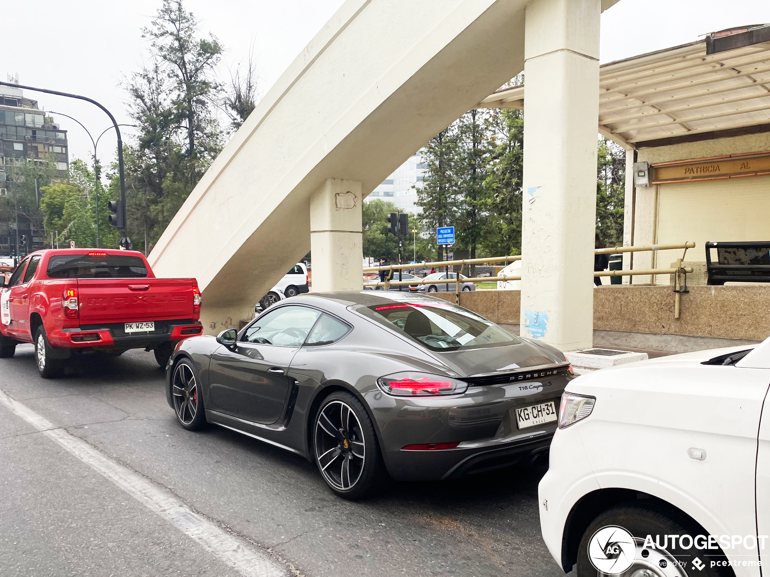 Porsche 718 Cayman S