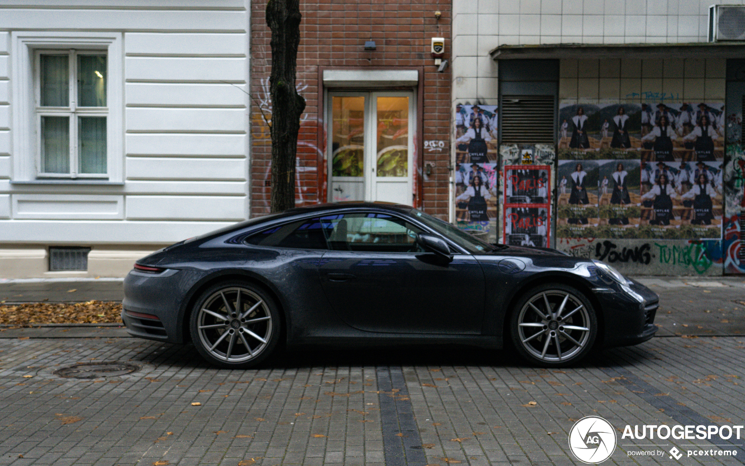 Porsche 992 Carrera 4S