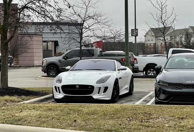 Jaguar F-TYPE R AWD Convertible