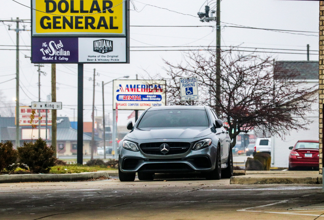 Mercedes-AMG E 63 S W213