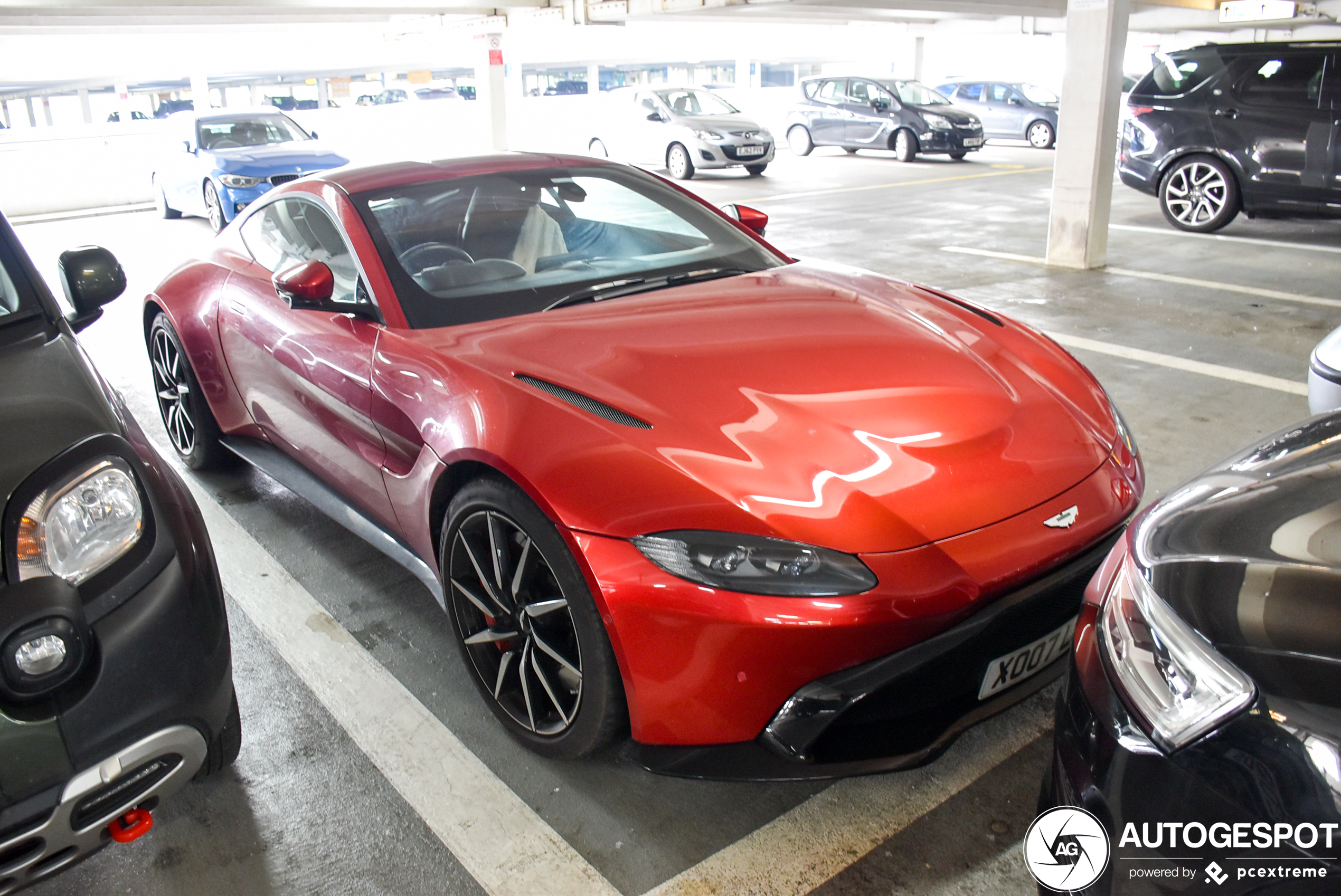 Aston Martin V8 Vantage 2018