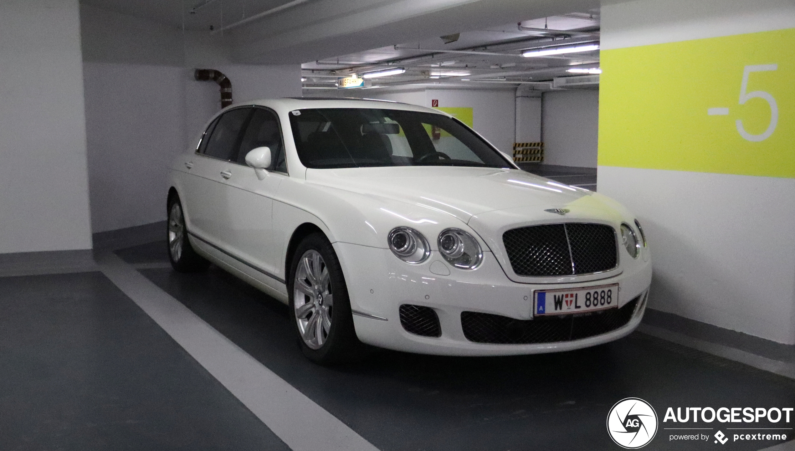 Bentley Continental Flying Spur Speed