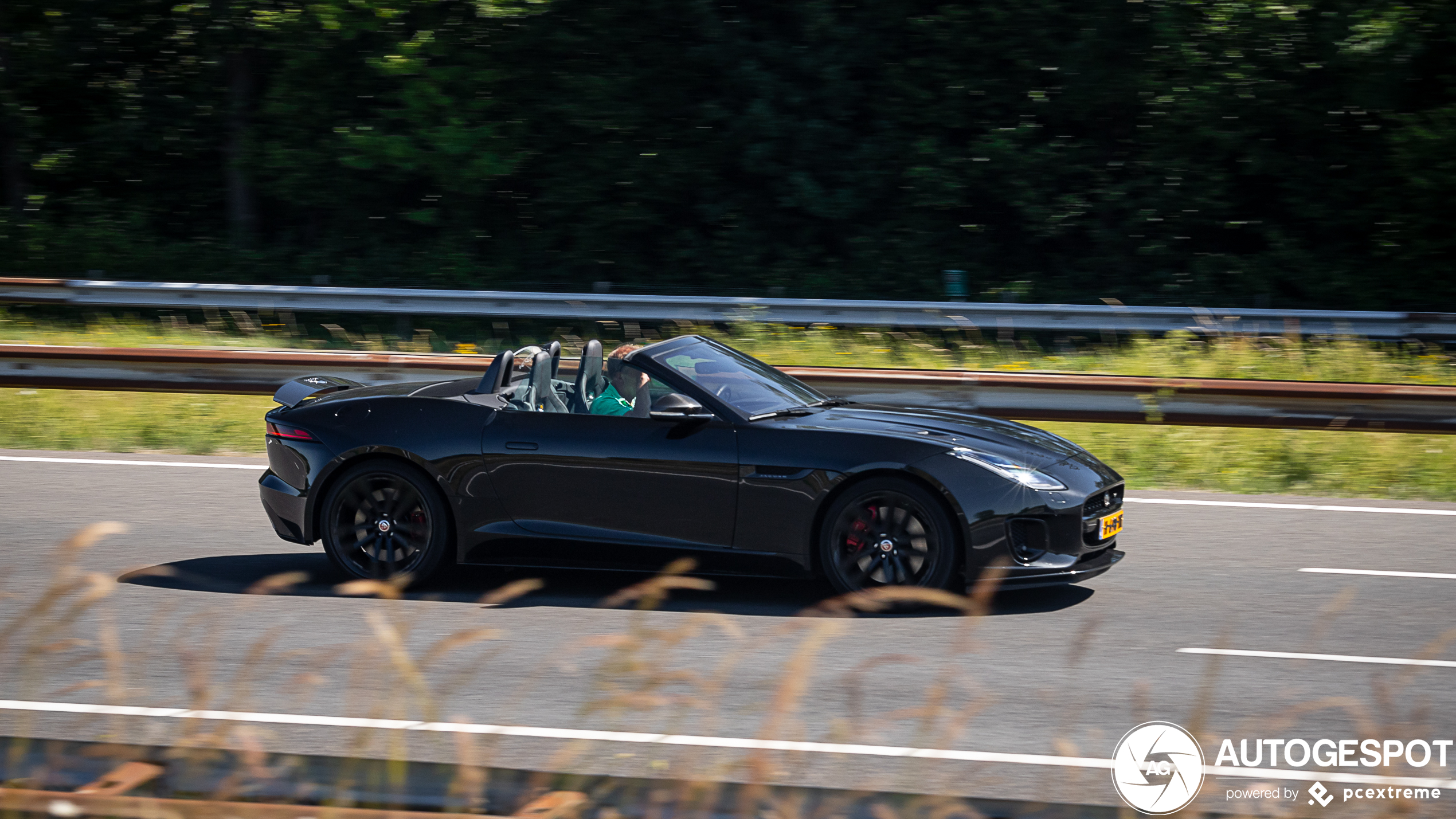 Jaguar F-TYPE P380 AWD Convertible