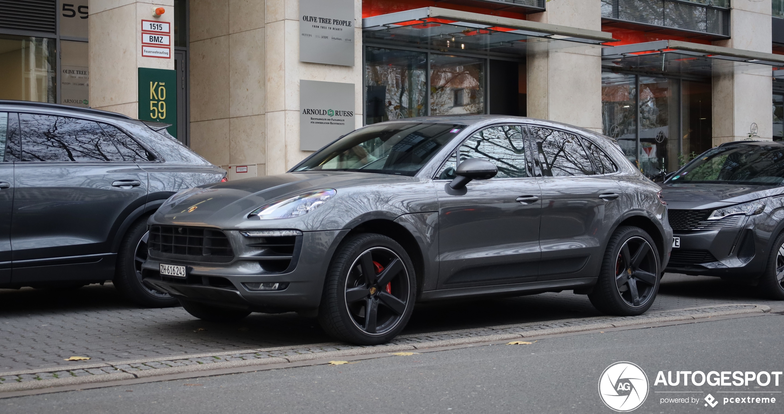 Porsche 95B Macan GTS