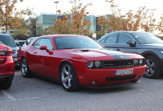 Dodge Challenger SRT-8