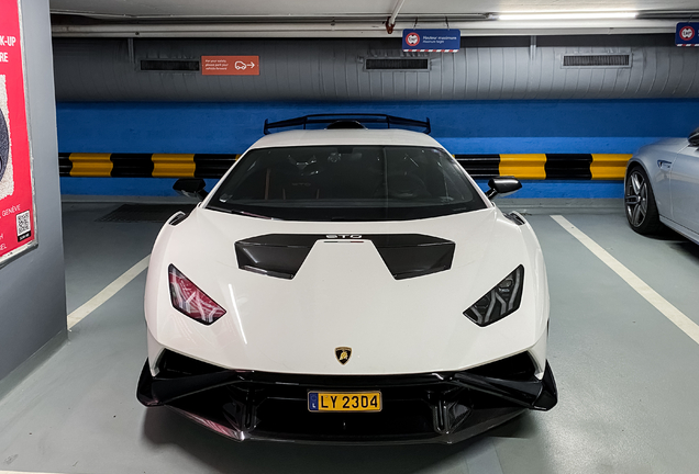 Lamborghini Huracán LP640-2 STO