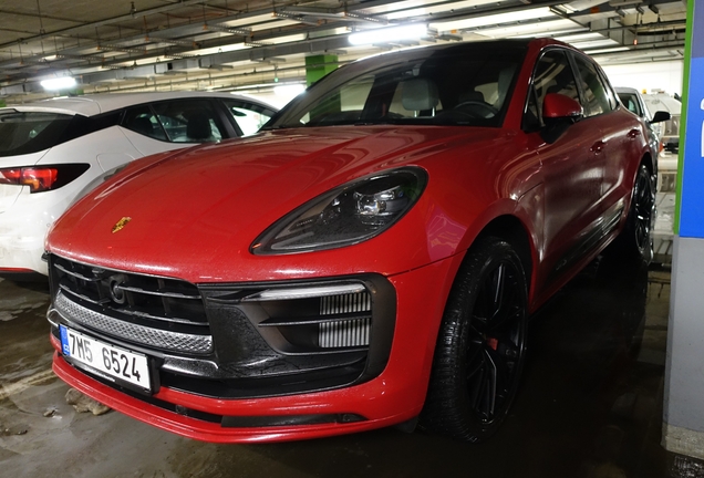 Porsche 95B Macan GTS MkIII