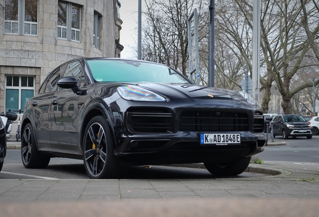 Porsche Cayenne Turbo S E-Hybrid