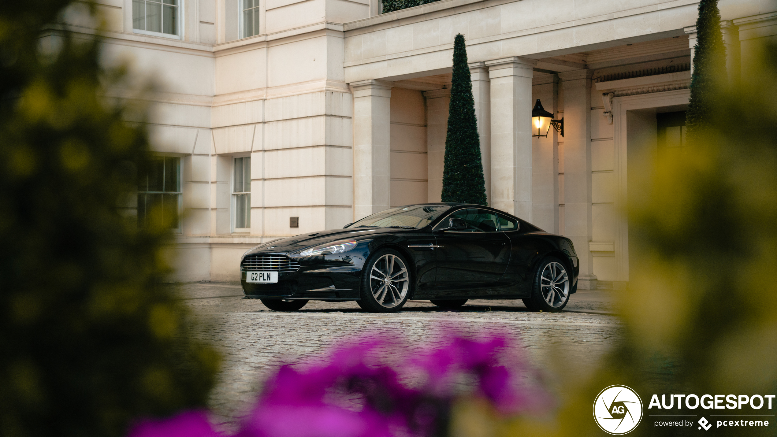 Aston Martin DBS