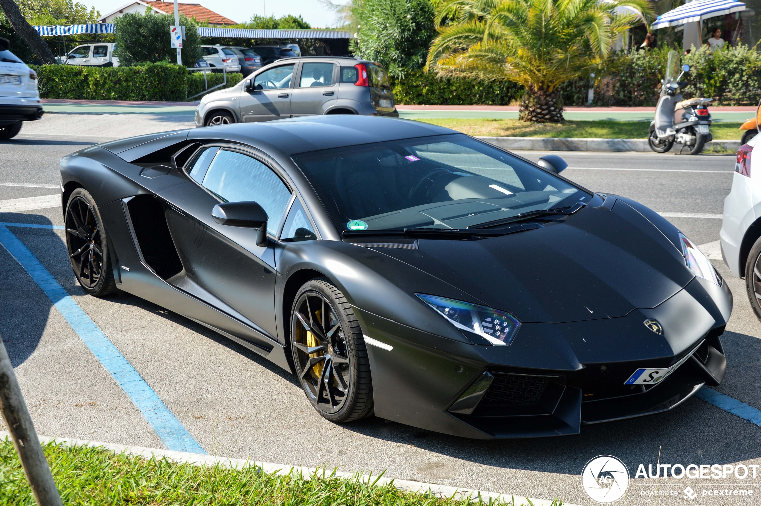 Lamborghini Aventador LP700-4