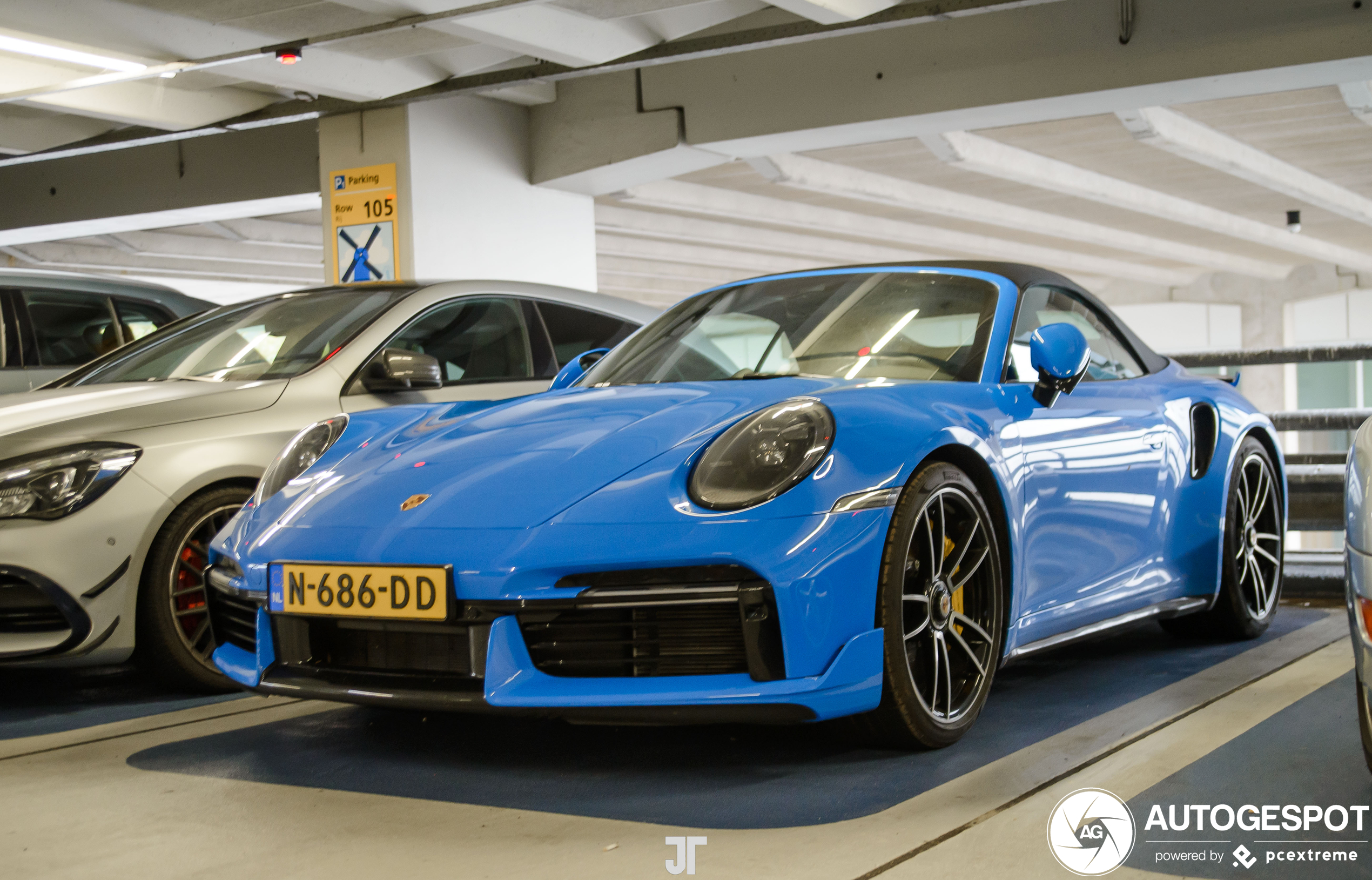 Porsche 992 Turbo S Cabriolet