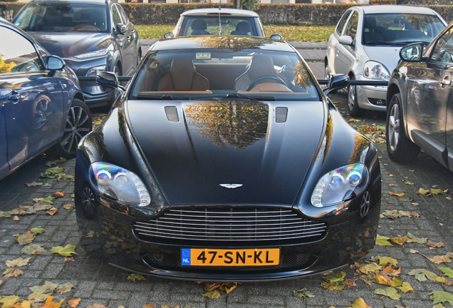 Aston Martin V8 Vantage