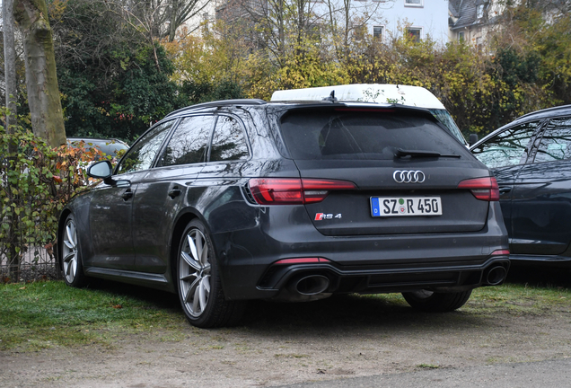 Audi RS4 Avant B9