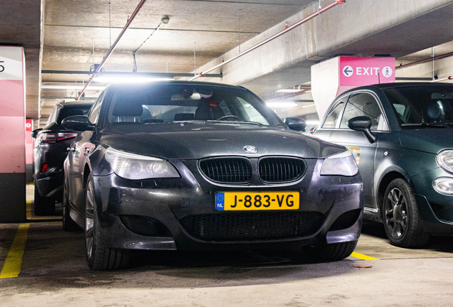 BMW M5 E60 2007