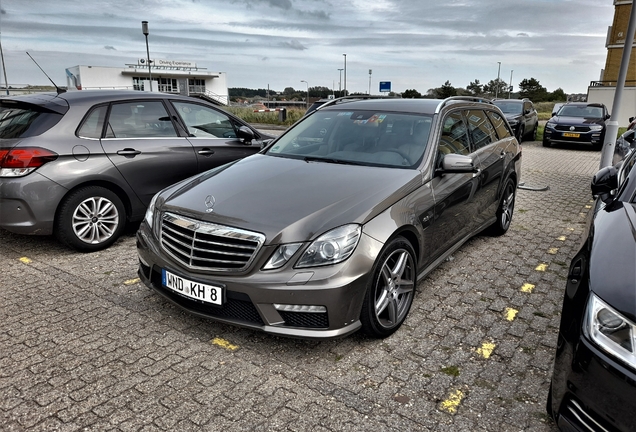 Mercedes-Benz E 63 AMG S212