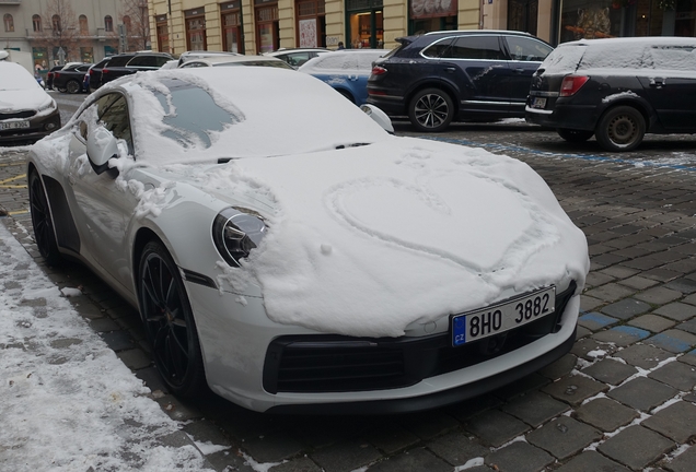 Porsche 992 Carrera 4S