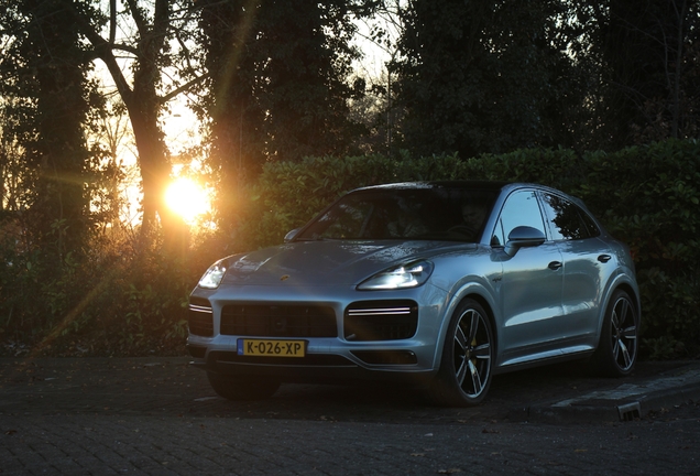 Porsche Cayenne Coupé Turbo S E-Hybrid