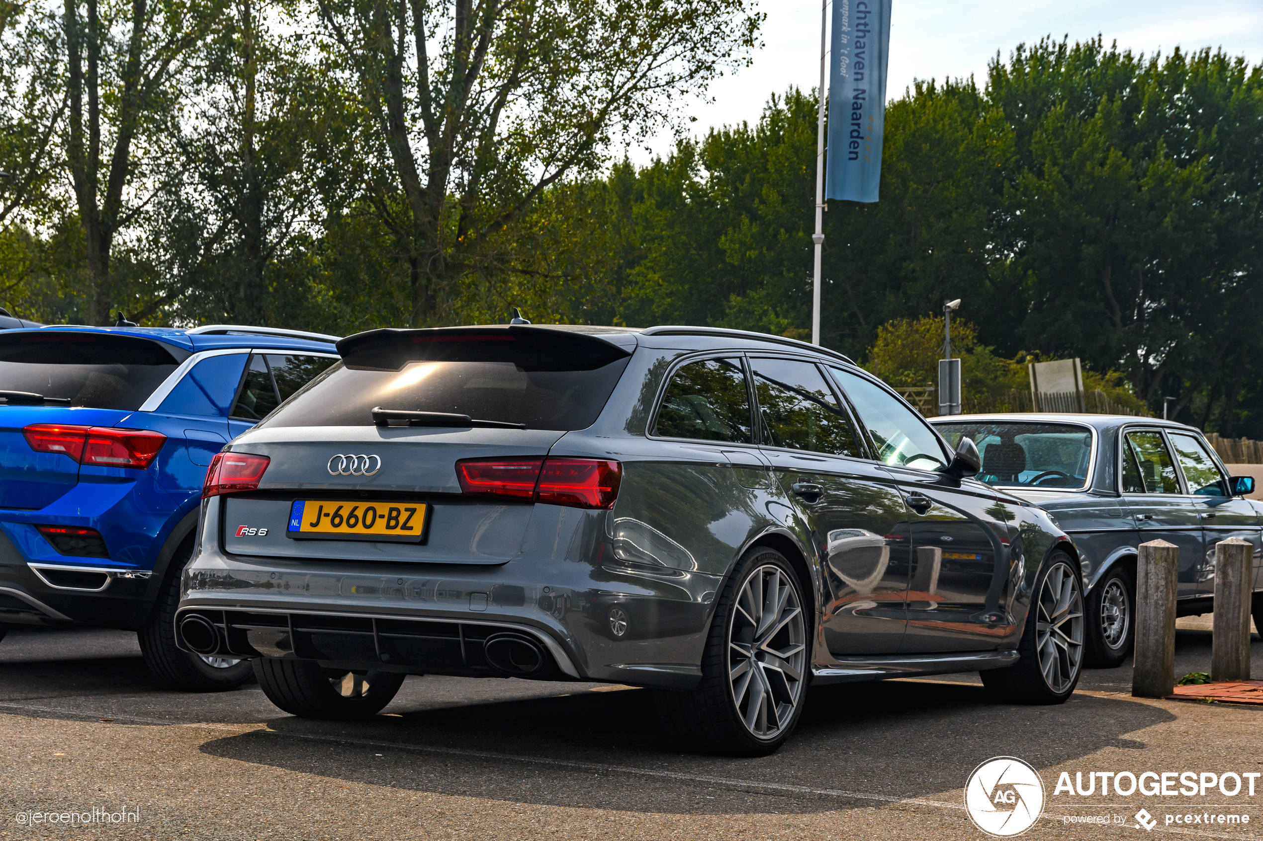 Audi RS6 Avant C7 2015