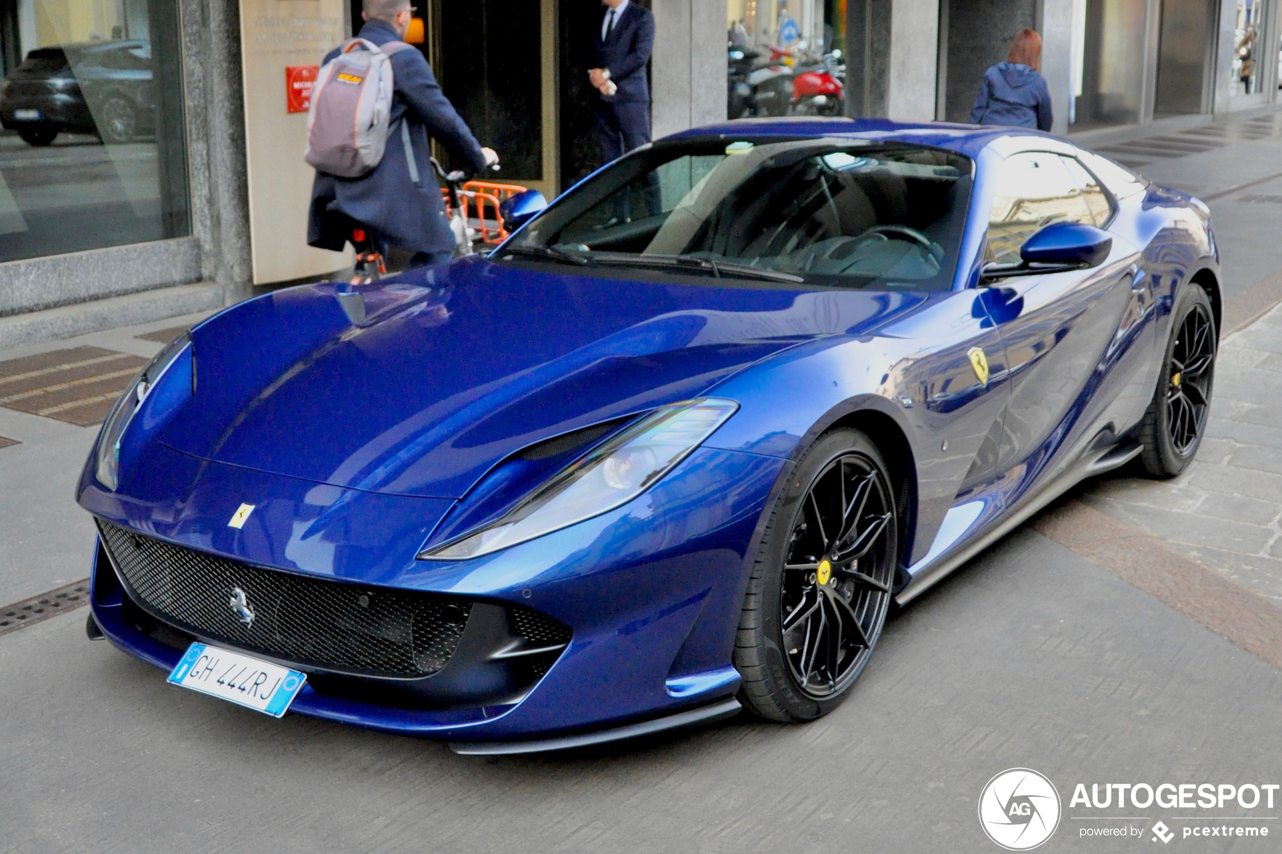 Ferrari 812 GTS